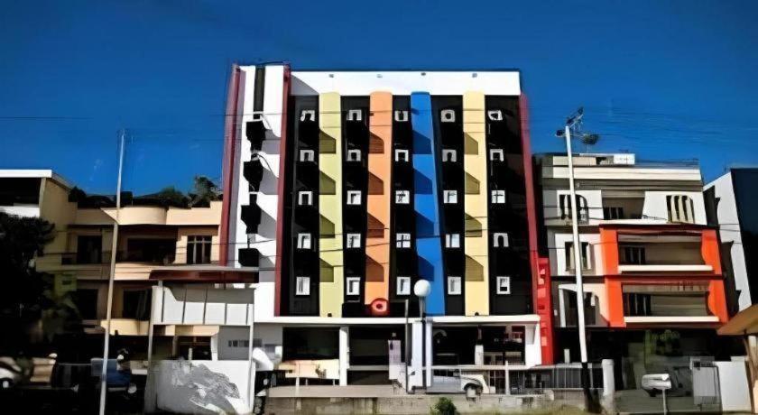 Amaris Hotel Ambon Extérieur photo