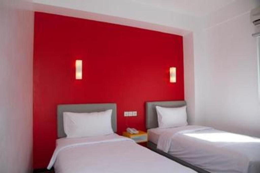 Amaris Hotel Ambon Extérieur photo
