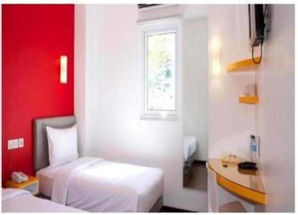 Amaris Hotel Ambon Extérieur photo